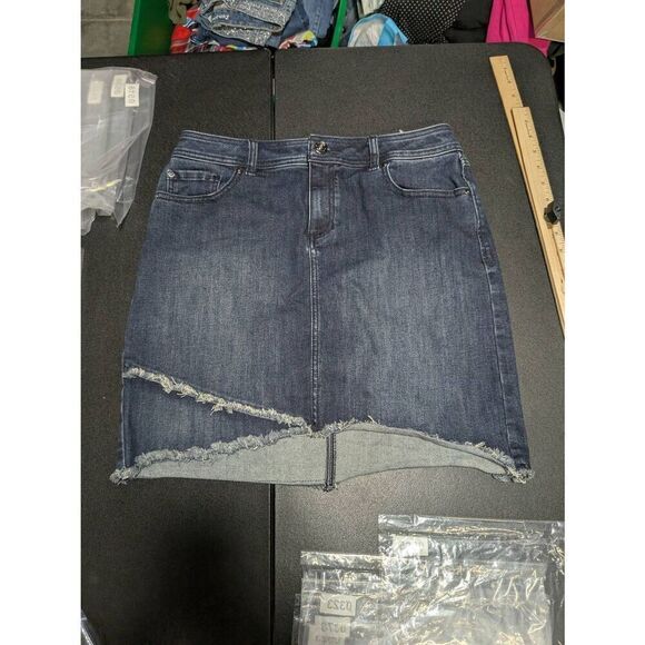 Inc Destructed Fray-Trim Crossover Blue Denim Tulip Hem Denim Skirt Size - Picture 2 of 5